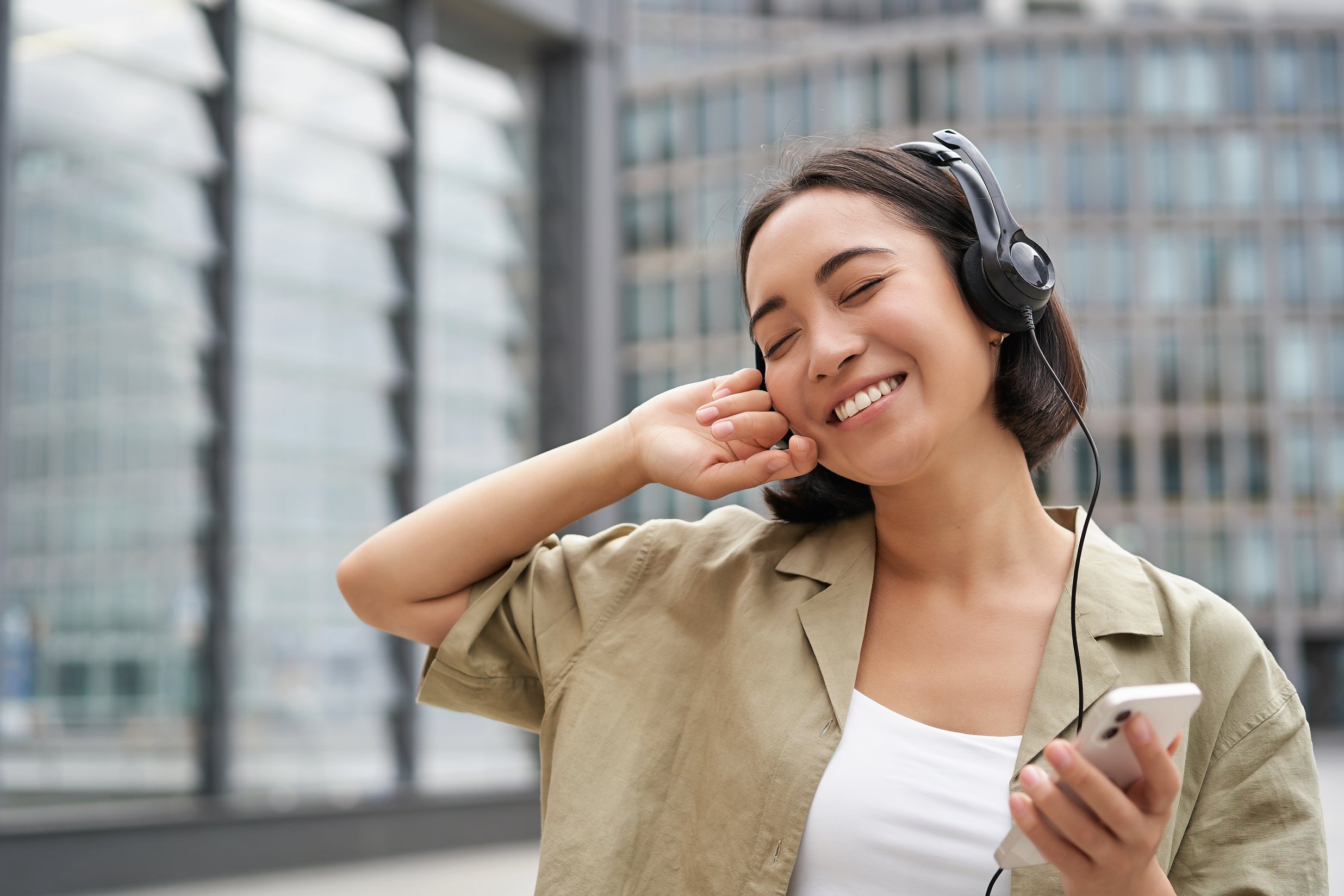 Seberapa Keras Volume Mendengarkan yang Aman?